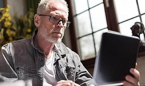 Hausverkauf? Dieser Online-Rechner zeigt wie viel drin ist.